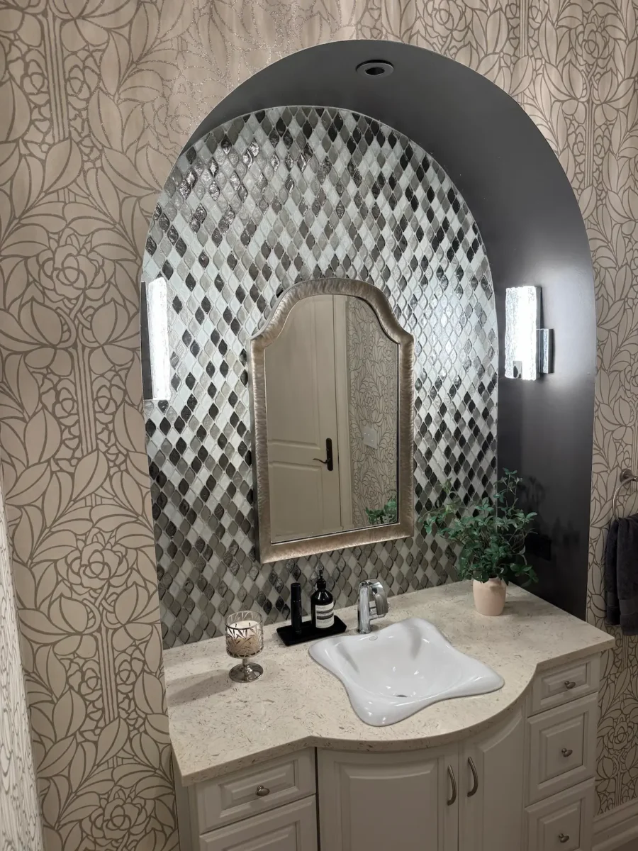 Less is More Technique in the Bathroom